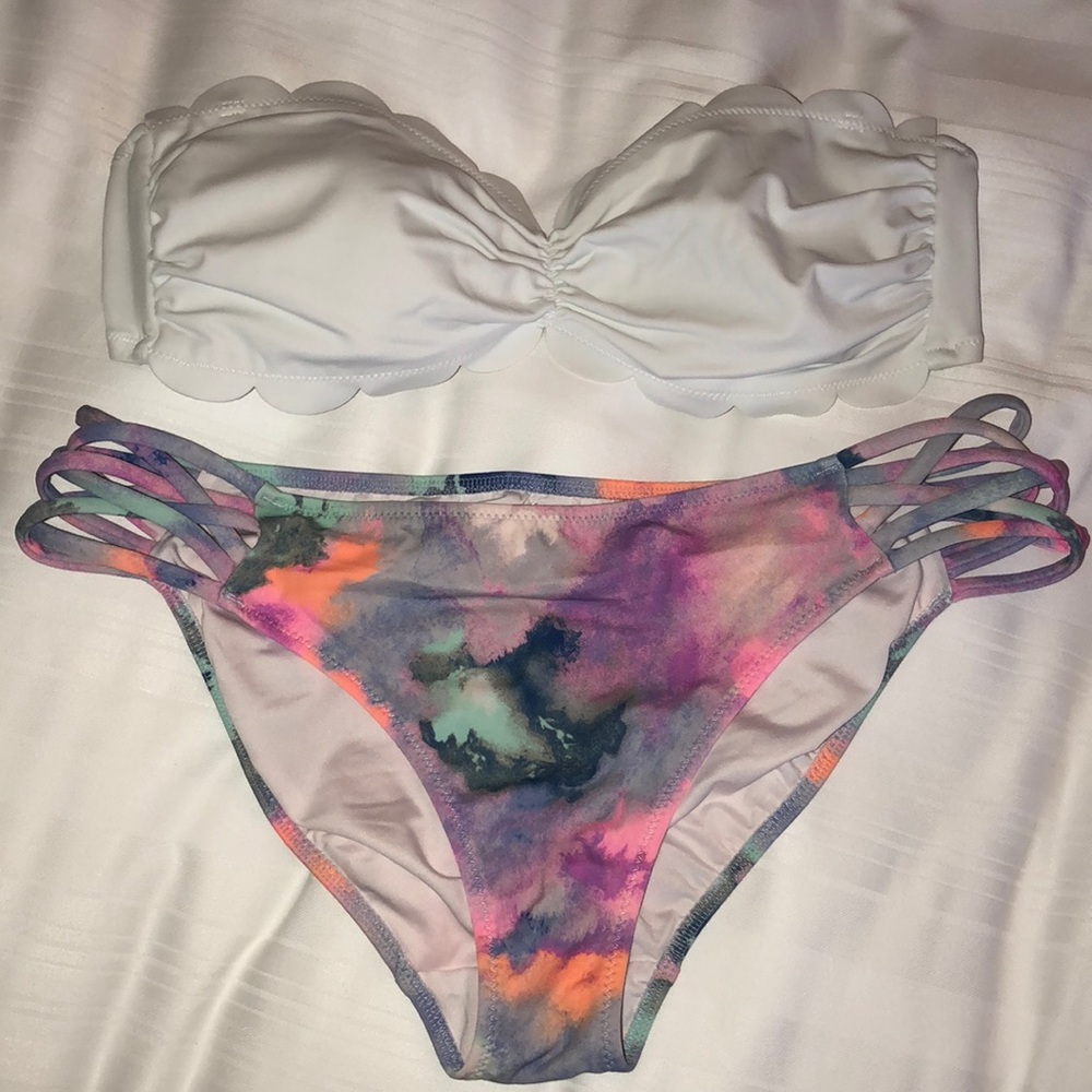VS Pink Bikini